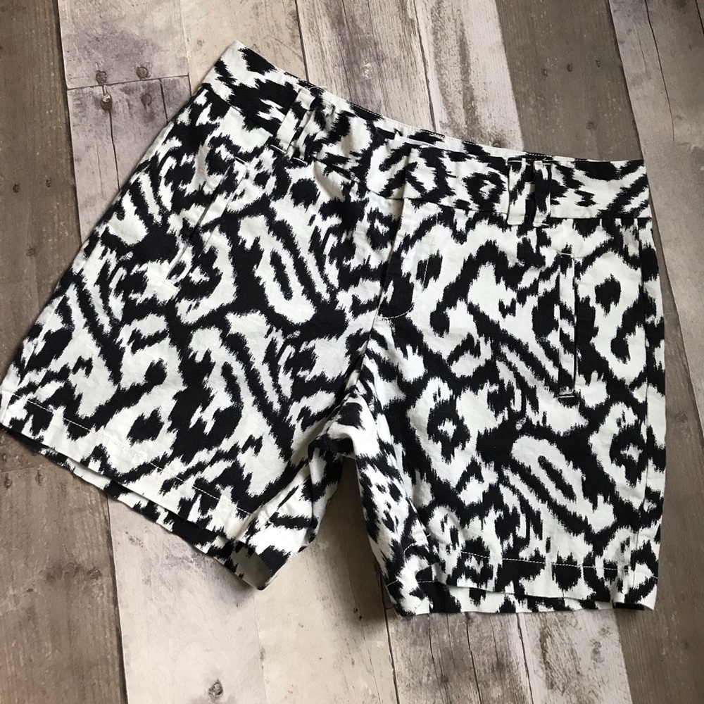 Loft Linen blend Shorts